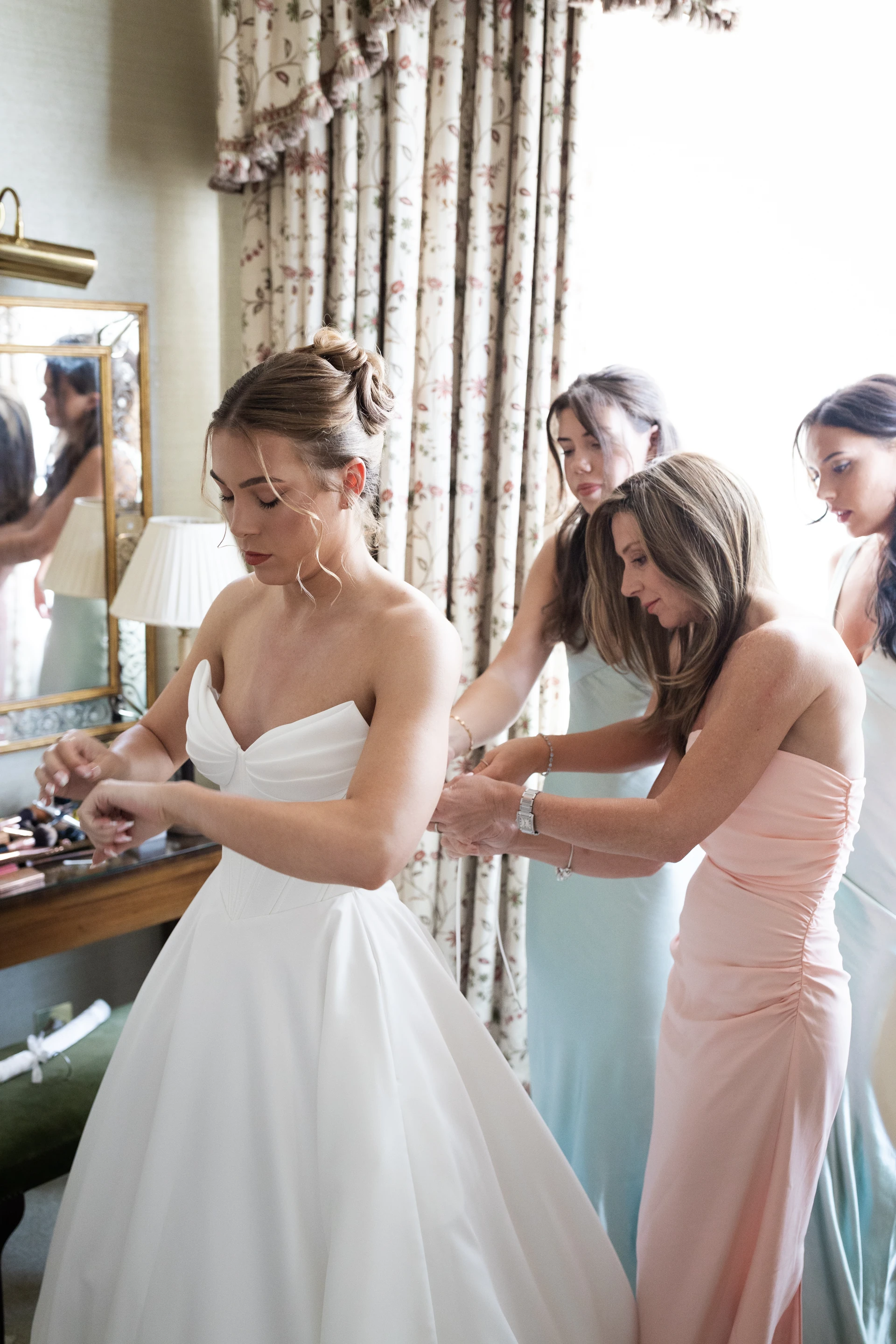 The finishing touches before the ceremony